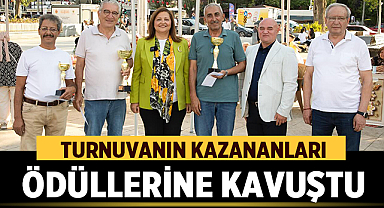 Afyonkarahisar’da Tavla Rüzgarı: Turnuvanın Kazananları Ödüllerine Kavuştu