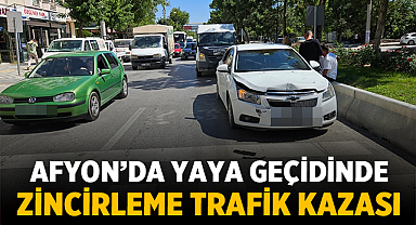 Afyonkarahisar'da Zincirleme Kaza: 3 araç kaza yaptı!