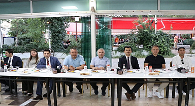 Dinar'da Üç Müdüre Veda: Suçıkan Park'ta Duygusal Anlar