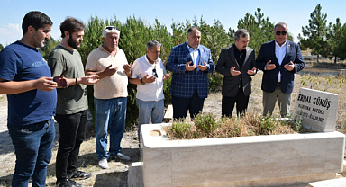 Erdal Gümüş kabri başında dualarla anıldı