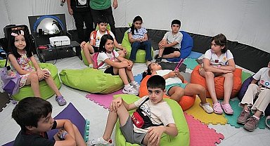 Keçiören'de Minik Öğrenciler Uzay Çadırında Evreni Keşfetti