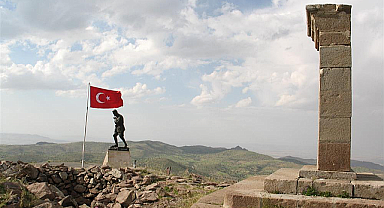 Kocatepe Atatürk Anıtı: Tarihin Kalbine Yolculuk