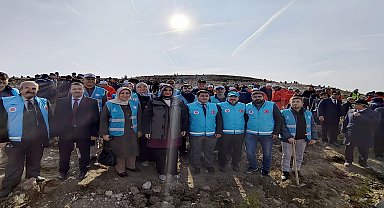 Afyonkarahisar'da Gençler 'İyilik ve Fidan' İçin Pedal Çevirdi