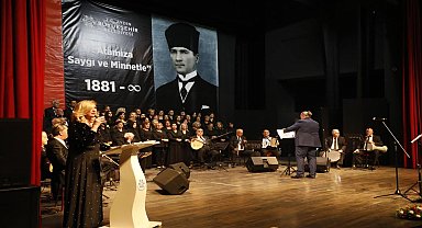 Atatürk Anısına Düzenlenen