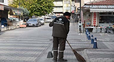 Emirdağ Salı Pazarı'nda Hijyen İçin Detaylı Temizlik