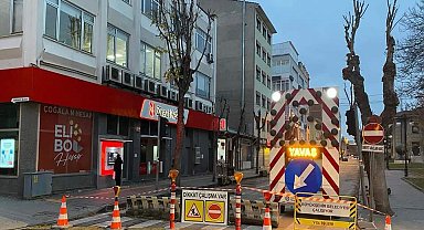 Kıbrıs Şehitleri Caddesi Trafiğe Kapatıldı: Yenileme Çalışmaları Başladı