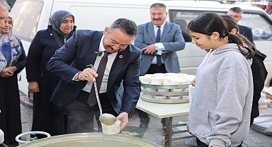 Sandıklı'da Lise Öğrencilerine Sıcak Çorba İkramı