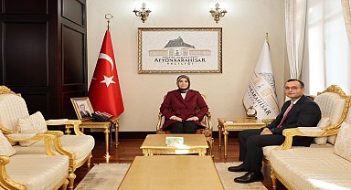 Vali Kübra Güran Yiğitbaşı, Celal Sulu'yu Makamında Ağırladı