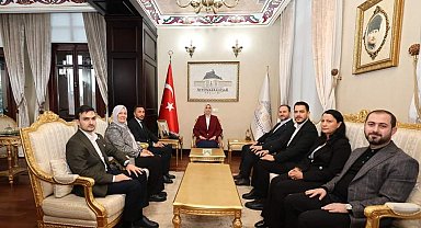 Vali Yiğitbaşı Yeşilay Genel Başkanı Dinç'i Kabul Etti
