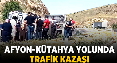 Afyon-Kütahya Yolunda Tır Devrildi
