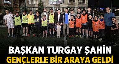 AK Parti Afyonkarahisar İl Başkanı Şahin, Gençlerle Bir Araya Geldi