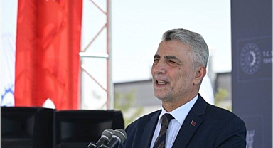 Ticaret Bakanı Bolat'tan Eski Vali Erol Karaömeroğlu İçin Taziye Mesajı