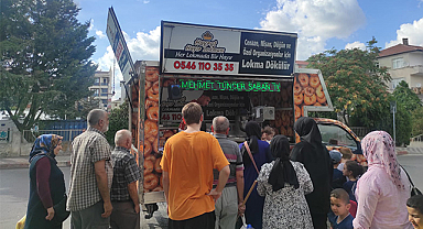 İstanbul'da Lokma Döktürme ve Sosyal Gelenekler