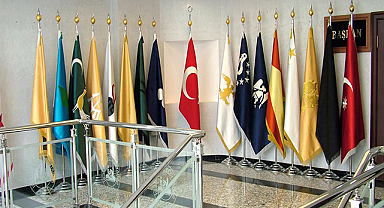 Makam Bayrakları ile Fark Yaratan Tasarımlar