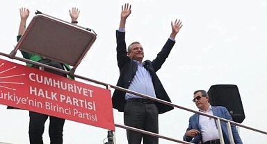 Özgür Özel Afyonkarahisar Mitinginde: "Ya Hep Beraber Ya Hiçbirimiz"
