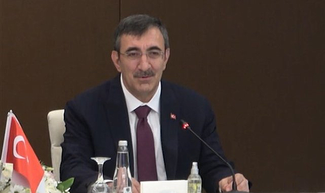 Şair ve Yazar Yavuz Bülent Bakiler Hayatını Kaybetti