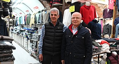 AK Parti Bursa İl Başkanı Davut Gürkan, çarşı esnafıyla buluştu