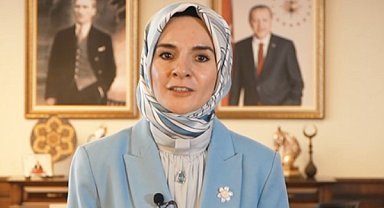 Bakan Göktaş, Anıtkabir'de düzenlenen törene katıldı