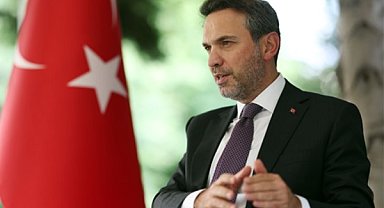 Bayraktar, 10 Kasım kapsamında Anıtkabir'de düzenlenen programa katıldı