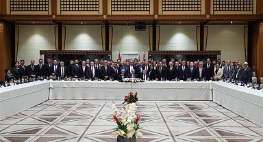 Cumhurbaşkanı Erdoğan, Dünya Ahıskalı Türkler Birliği heyetini kabul etti