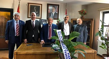 Demokrat Parti Bursa teşkilatında hayırlı olsun ziyareti