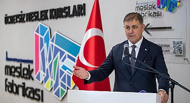 İzmir’de meslek fabrikası kurs merkezi açıldı