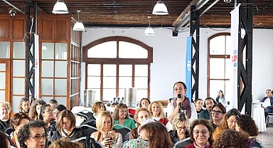 İzmir'de toplumsal cinsiyet eşitliği için STK buluşması