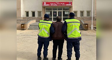 Kırşehir’de dolandırıcılıktan aranan şüpheli yakalandı