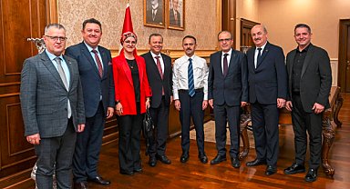 Kocaeli Serbest Muhasebeci Mali Müşavirler Odası'ndan Vali Aktaş’a ziyaret
