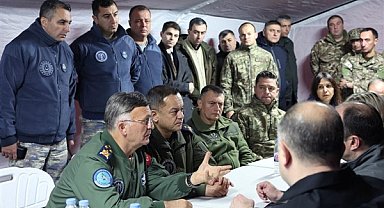 MSB: Kaza kırım ve arama kurtarma ekibimiz, olay yerinde çalışmalarına devam ediyor