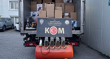 Sakarya’da kaçak tütün ve alkollü içki operasyonu