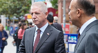 Vali Gül, Eyüpsultan’da muhtarlarla bir araya geldi