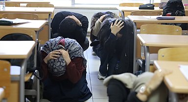 YKS Hazırlık Merkezi’nde deprem ve tahliye tatbikatı yapıldı