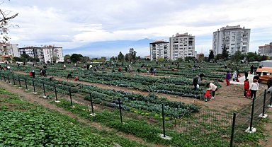 Başkan Eşki: Emek ektik, tebessüm hasat ediyoruz