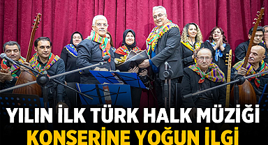 Afyon'da yılın ilk Türk Halk Müziği konserine yoğun ilgi