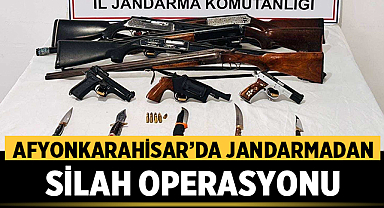 Afyonkarahisar’da Jandarmadan Silah Operasyonu: 8 Şüpheli Hakkında İşlem Yapıldı