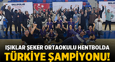 Afyon’un Gururu: Işıklar Şeker Ortaokulu Hentbolda Türkiye Şampiyonu!