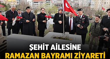 Şehit ailesine Ramazan Bayramı ziyareti