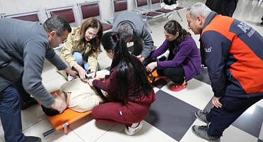 AFSÜ Hastanesinde 200 personele afet ve acil durum müdahale eğitimi verildi