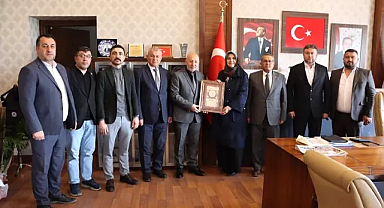 Afyon’da dikkat çeken ziyaret: İhsaniye heyeti Siper’le buluştu