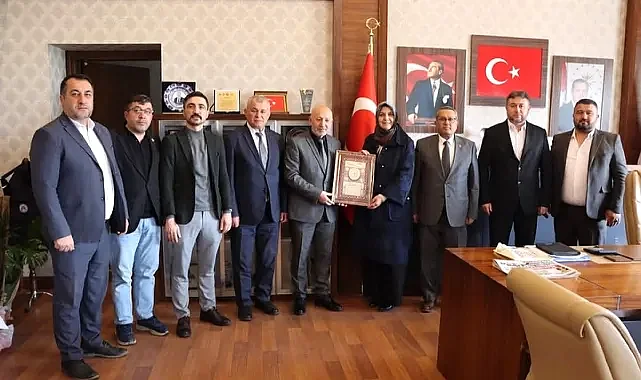 Afyon’da dikkat çeken ziyaret: İhsaniye heyeti Siper’le buluştu