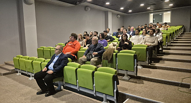 Afyonkarahisar ATSO KOBİ Akademisi’nde Dış Ticaret ve Küresel Pazarlama Eğitimi Verildi