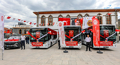 Afyonkarahisar Belediyesi Ulaşım Filosuna 3 Yeni Otobüs ve TOGG Ekledi