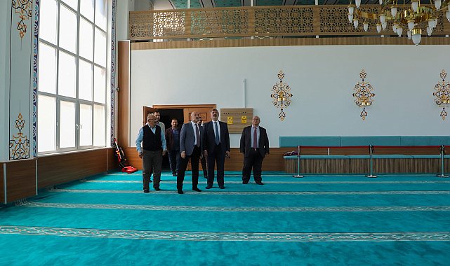 Afyonkarahisar’da Battalgazi Camii Hizmete Açıldı, AK Parti Heyeti İnceleme Yaptı