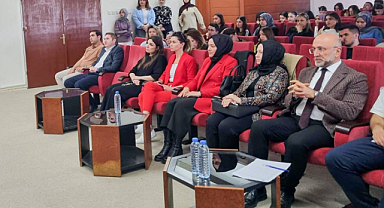 Afyonkarahisar’da Dijital Şiddetle Mücadele Masaya Yatırıldı