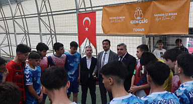 Afyonkarahisar’da Liseler Arası Halı Saha Turnuvasında Şampiyon Belli Oldu