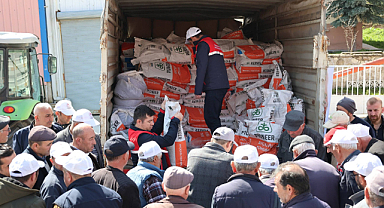 Afyonkarahisar'da TAKEP kapsamında 243 üreticiye tohum desteği sağlandı