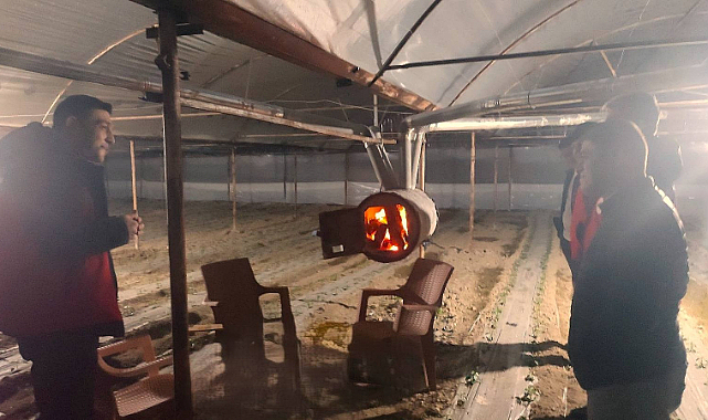 Afyonkarahisar’da zirai dona karşı üreticilere sahada eğitim verildi