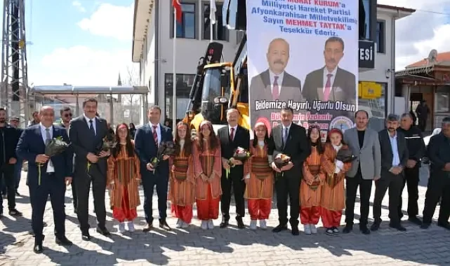 Afyonkarahisar Özburun Beldesi’ne hibe edilen iş makinesi hizmete alındı