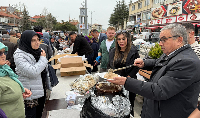 Afyonkarahisar Şuhut’ta SMA Hastası Gökçe Vedia Öztürk İçin Kermes Düzenlendi